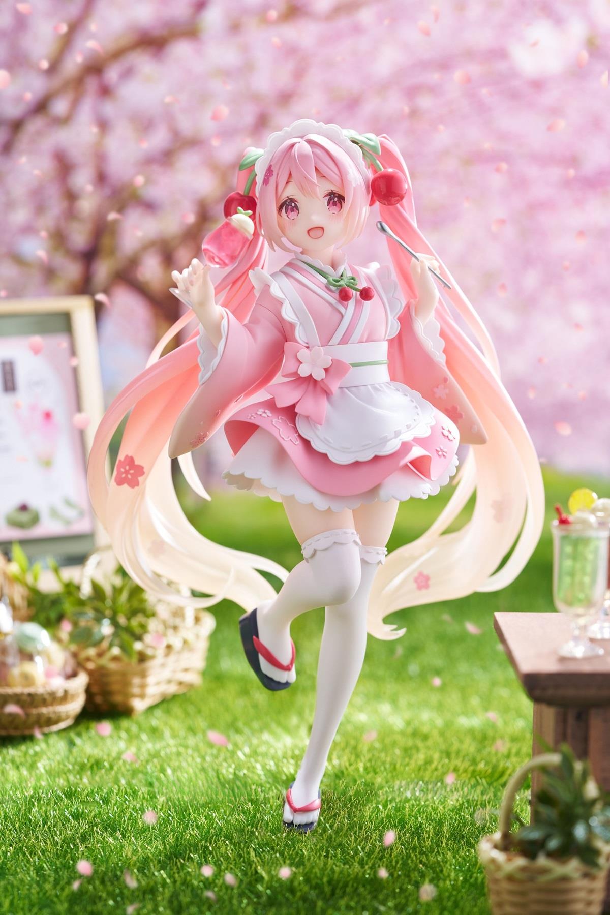 Vocaloid: Hatsune Miku Newly Written Japanese Cafe Ver. Prize Figure