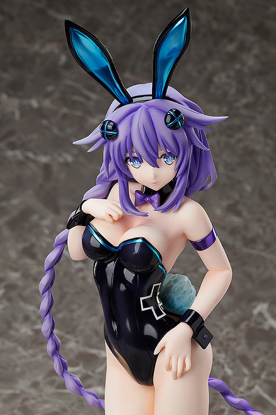 Hyperdimension Neptunia: Purple Heart Bare Leg Bunny Ver. 1/4 Scale Figurine