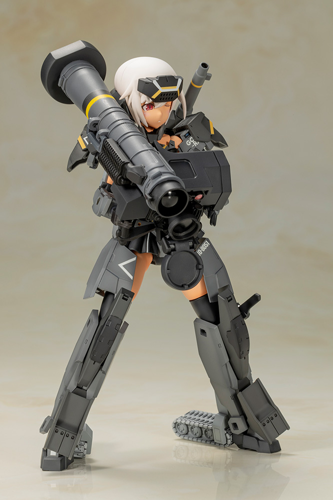 Frame Arms Girl: Gourai-Kai [Black] with FGM148 Type Anti-Tank Missile Model Kit