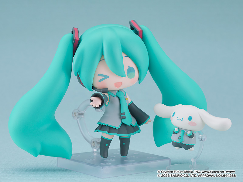 Vocaloid X Sanrio: 2306 Hatsune Miku: Cinnamoroll Collaboration Ver. Nendoroid