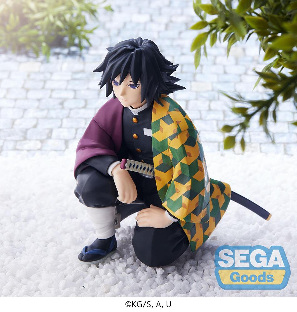 Demon Slayer: Tomioka Giyu Perching Figure -The Meeting of the Hashiras- Prize Figure