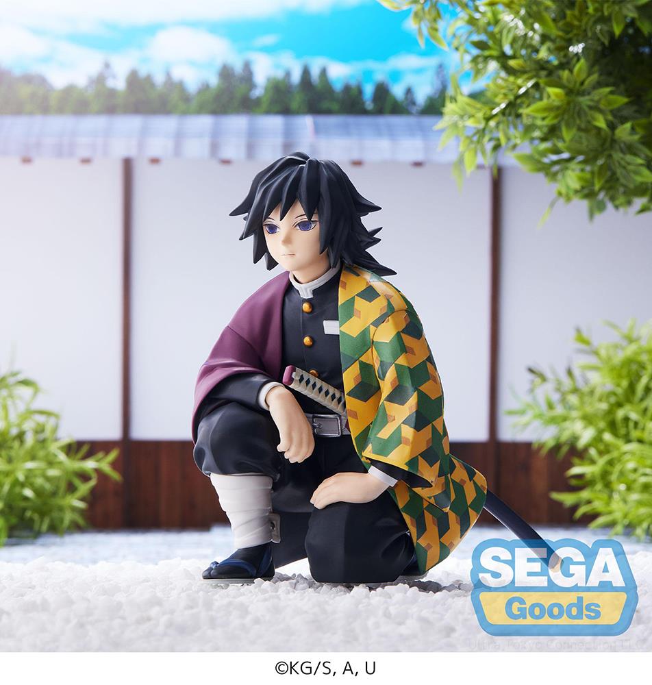 Demon Slayer: Tomioka Giyu Perching Figure -The Meeting of the Hashiras- Prize Figure